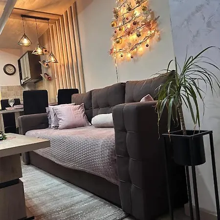 Lux Gondola 23 Apartment *