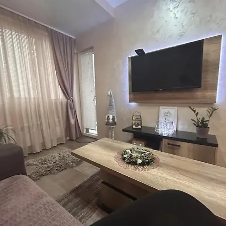 아파트 Lux Gondola 23 *